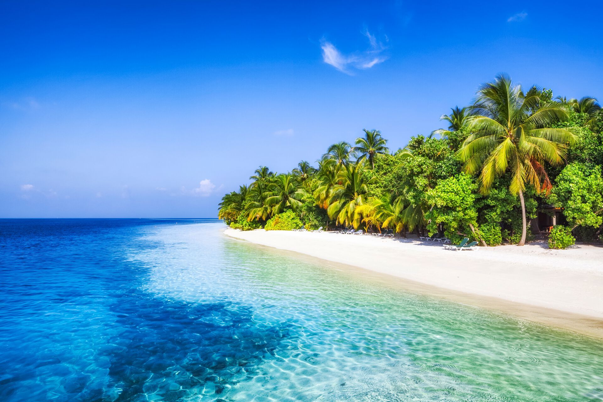 Ifuru Island Maldives in einer Strandsuite