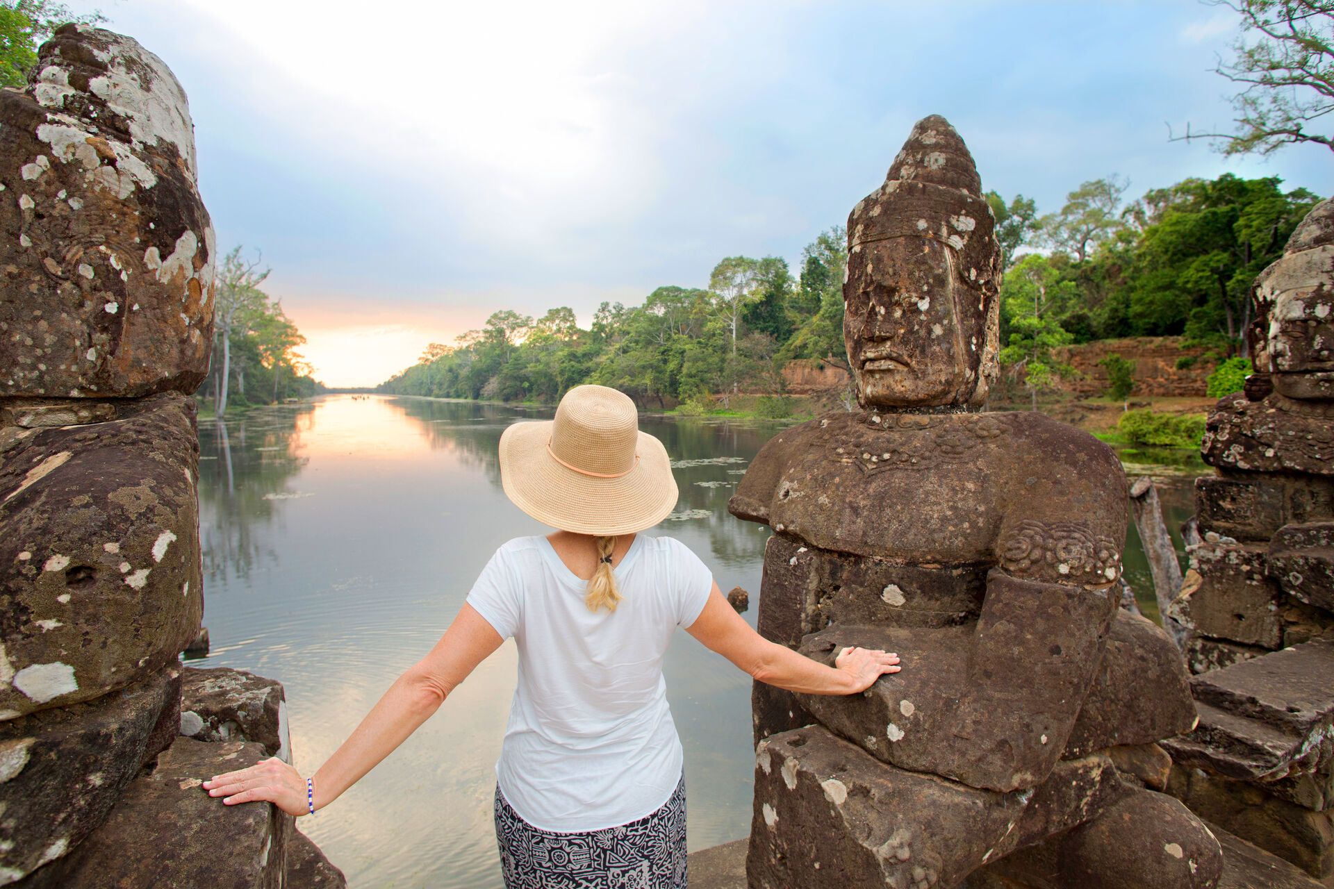 Faszination Mekong: Kulturerlebnisse, Komfort-Kreuzfahrt & Küstenglück
