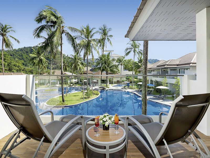 X10 Khaolak Resort - HOLIDAYCHECK Award 2025 - 2=1