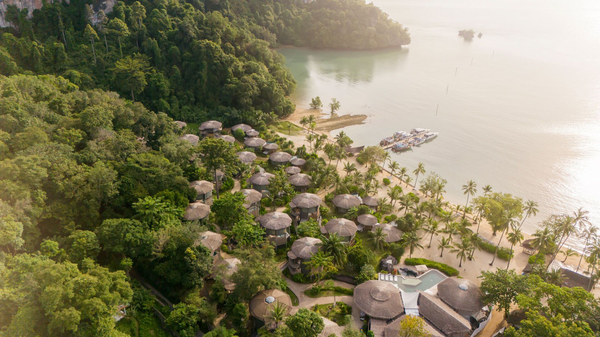 Strandhüpfen Deluxe in Phuket & Khao Lak und Baumhaus-Abenteuer in Koh Yao Noi