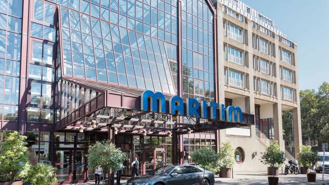 Karneval in Köln erleben und im bekannten Maritim Hotel übernachten