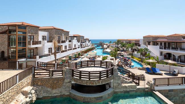 Costa Lindia Beach Resort