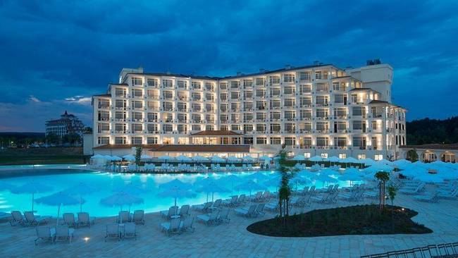 Sunrise Blue Magic Resort